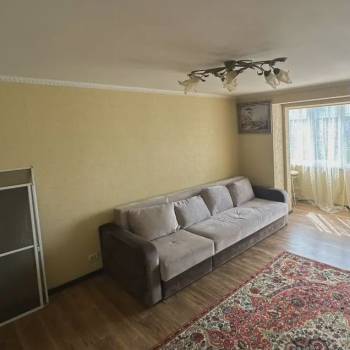 Сдается 2-х комнатная квартира, 65 м²