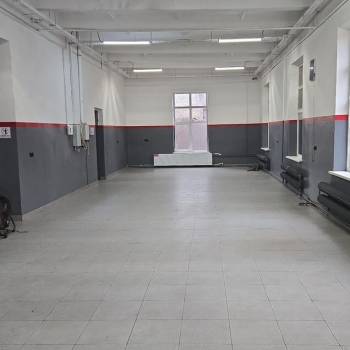 Сдается Нежилое помещение, 100 м²