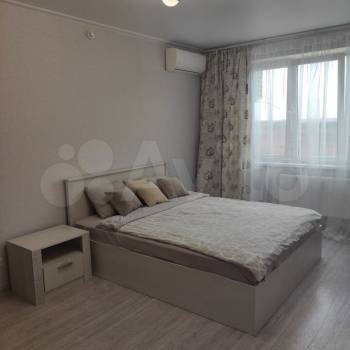 Сдается 1-комнатная квартира, 37,8 м²