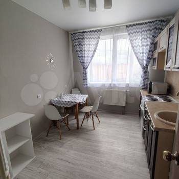 Сдается 2-х комнатная квартира, 61 м²