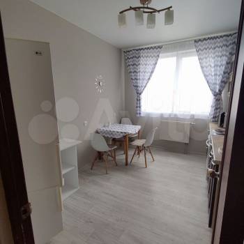 Сдается 2-х комнатная квартира, 61 м²