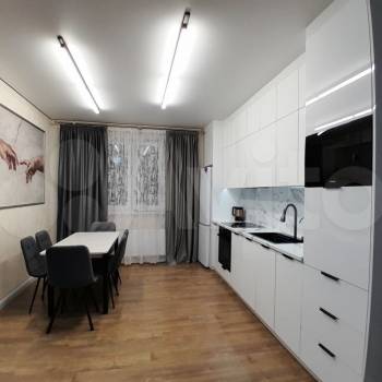 Сдается Многокомнатная квартира, 80 м²