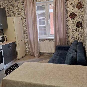 Сдается 1-комнатная квартира, 46 м²