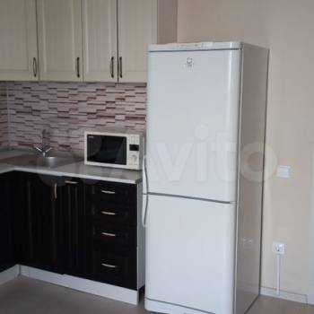 Продается 1-комнатная квартира, 44 м²