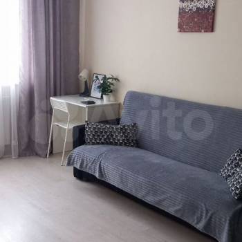 Продается 1-комнатная квартира, 44 м²