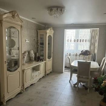 Сдается Многокомнатная квартира, 90 м²