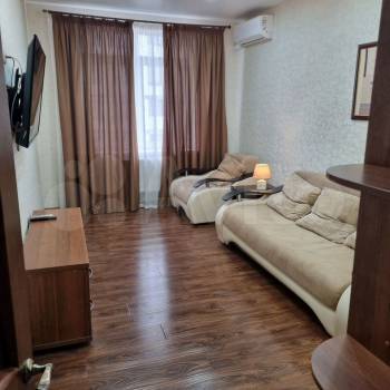 Сдается 1-комнатная квартира, 40 м²