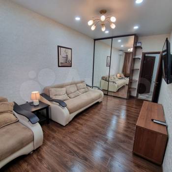 Сдается 1-комнатная квартира, 40 м²