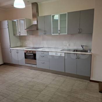 Сдается 1-комнатная квартира, 51 м²