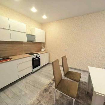 Сдается 2-х комнатная квартира, 60 м²