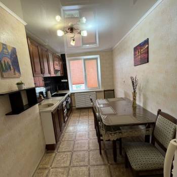 Сдается Многокомнатная квартира, 70 м²