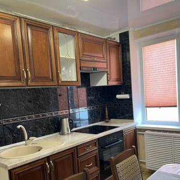 Сдается Многокомнатная квартира, 70 м²