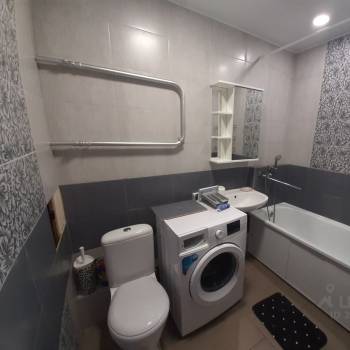 Продается 1-комнатная квартира, 38 м²