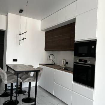 Продается 3-х комнатная квартира, 63 м²