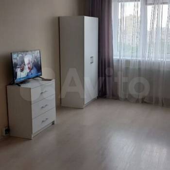 Продается 1-комнатная квартира, 44 м²