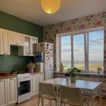 Продается 1-комнатная квартира, 46 м²