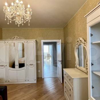 Сдается 2-х комнатная квартира, 80 м²