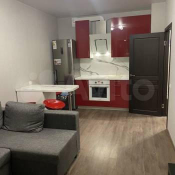 Сдается 1-комнатная квартира, 39 м²
