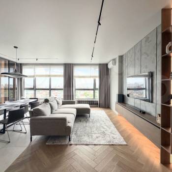 Сдается 2-х комнатная квартира, 90 м²