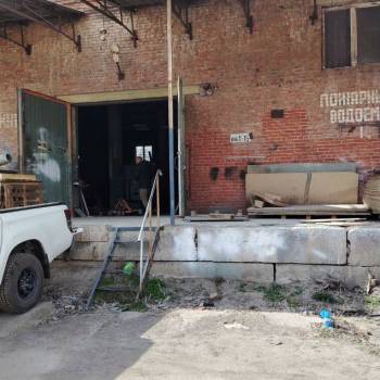 Сдается Нежилое помещение, 400 м²