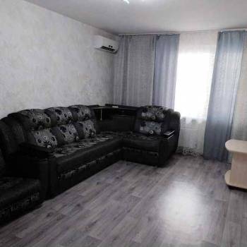 Сдается Многокомнатная квартира, 80 м²