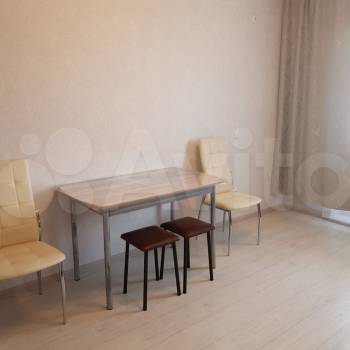 Сдается 1-комнатная квартира, 43 м²