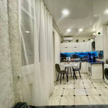 Продается 1-комнатная квартира, 47 м²