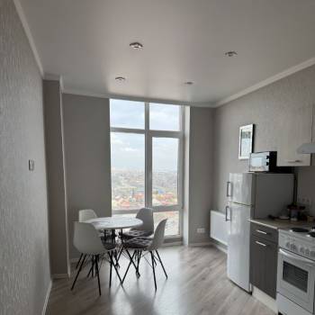 Сдается 1-комнатная квартира, 41 м²