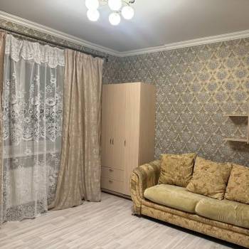 Сдается 1-комнатная квартира, 39 м²