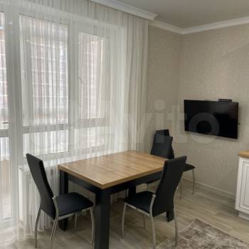 Сдается 1-комнатная квартира, 41 м²