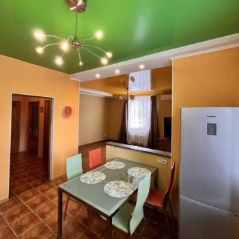 Сдается 2-х комнатная квартира, 60 м²