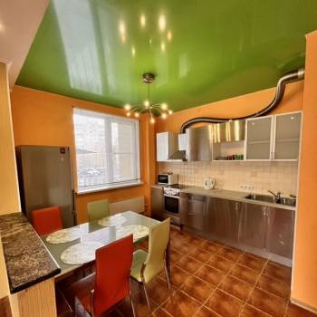 Сдается 2-х комнатная квартира, 60 м²