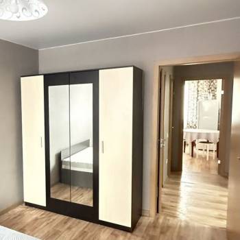 Сдается 1-комнатная квартира, 59 м²