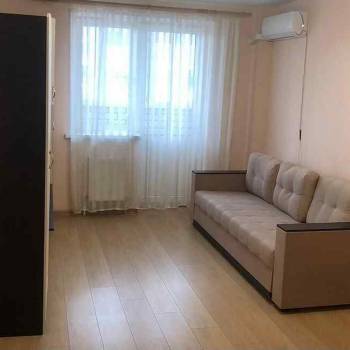 Сдается 1-комнатная квартира, 41 м²