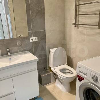 Сдается 1-комнатная квартира, 45 м²