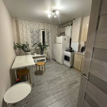 Сдается 1-комнатная квартира, 45 м²