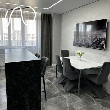 Сдается 2-х комнатная квартира, 86 м²