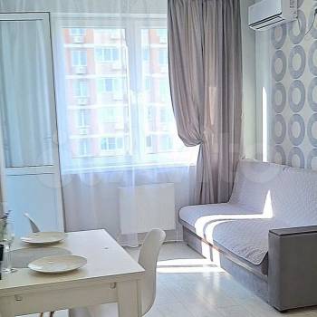 Сдается 1-комнатная квартира, 35 м²