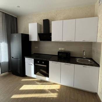 Продается 1-комнатная квартира, 45,6 м²