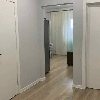 Продается 1-комнатная квартира, 43 м²