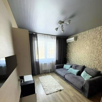 Сдается 1-комнатная квартира, 37 м²