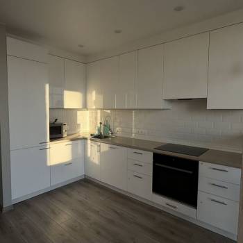 Сдается 1-комнатная квартира, 55 м²