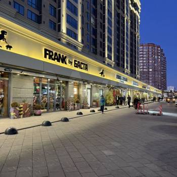 Продается 3-х комнатная квартира, 135 м²