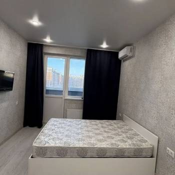 Сдается 1-комнатная квартира, 37 м²