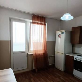 Сдается 1-комнатная квартира, 37 м²