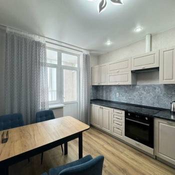 Сдается 1-комнатная квартира, 40,8 м²