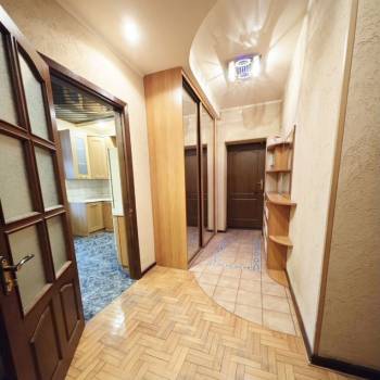 Продается 3-х комнатная квартира, 98 м²