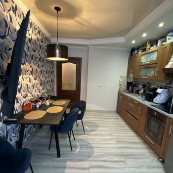 Продается 1-комнатная квартира, 48,5 м²