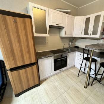 Сдается 1-комнатная квартира, 40 м²