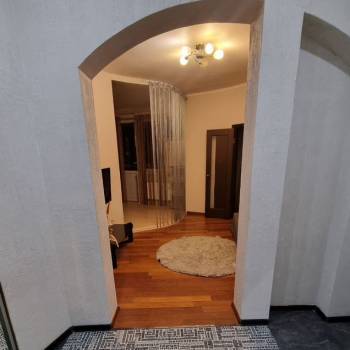 Сдается 1-комнатная квартира, 52 м²